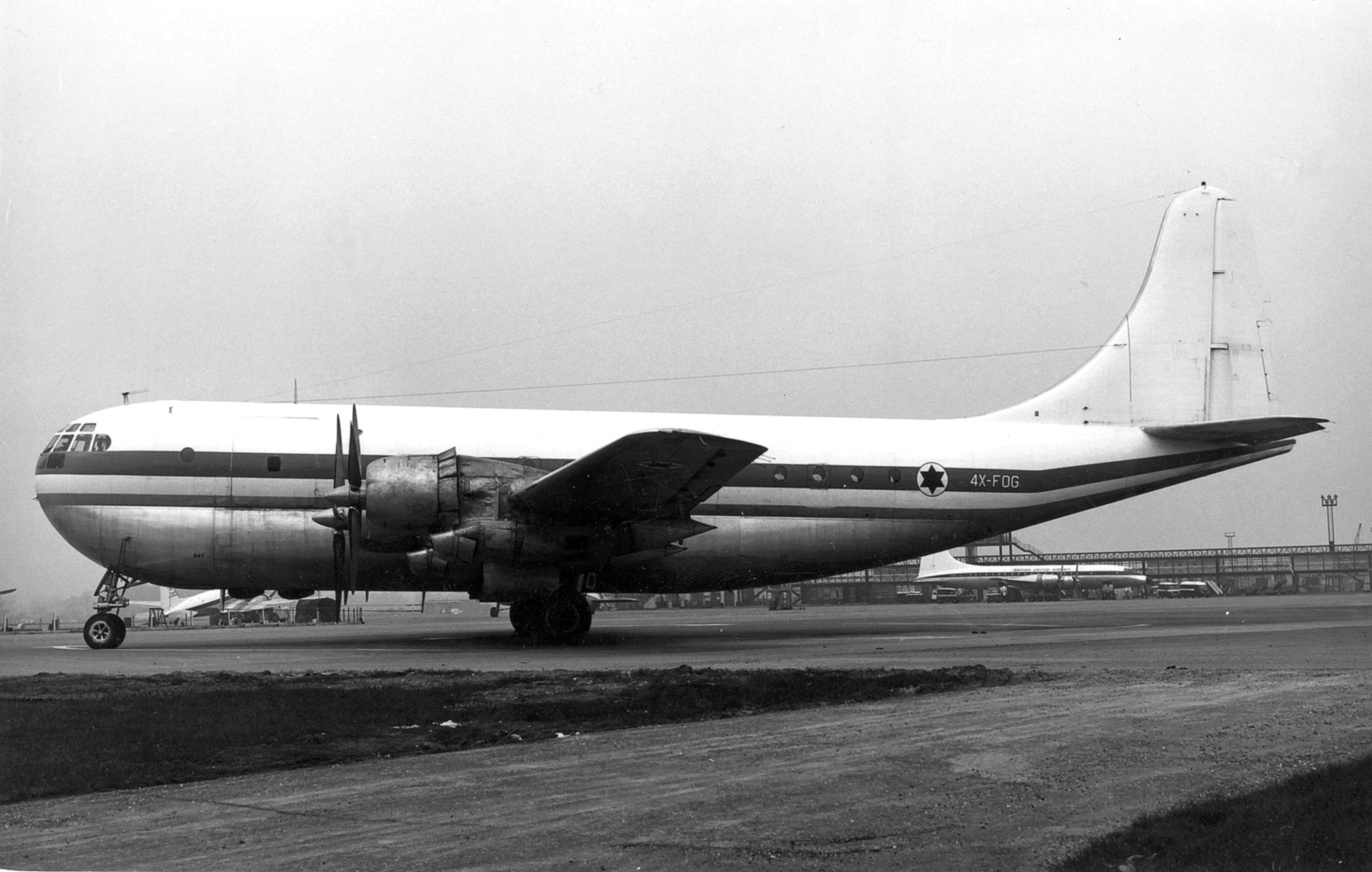 4X FOG, Boeing 377 Stratocruiser of the Israeli Air Force, at Gatwick